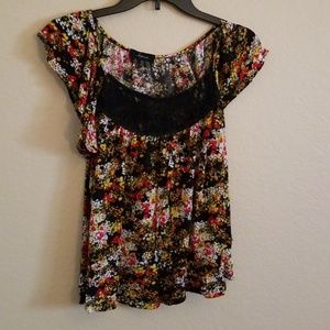 Soprano Flower pattern blouse